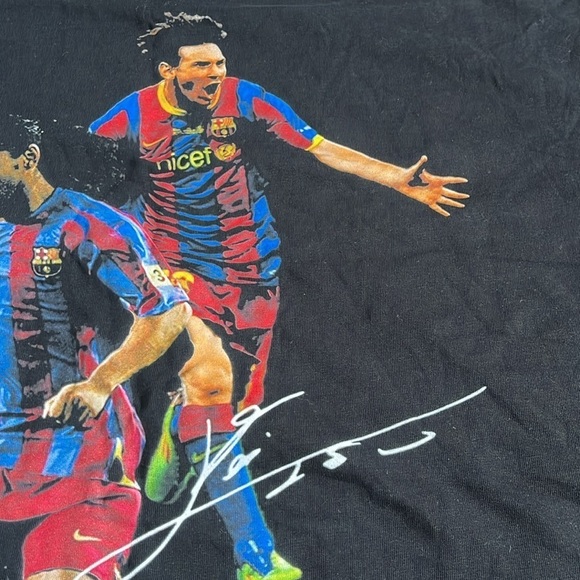 Glo Collection Messi and Ronaldinho Duo Tee Size L NWT - Picture 4 of 12